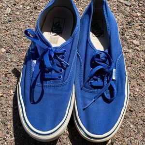 Vans authentics